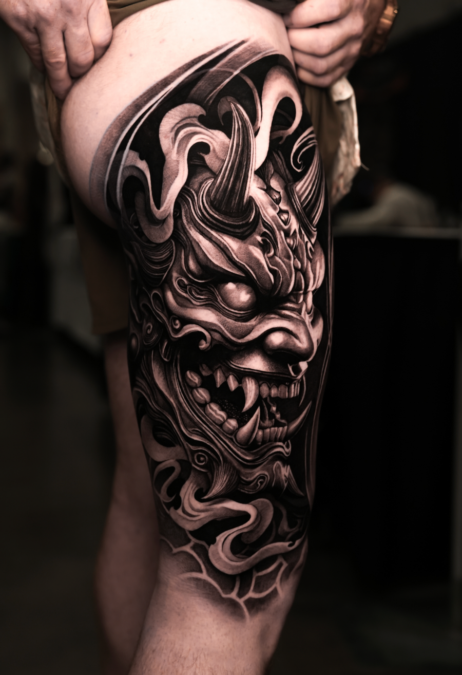 Large Scale Black & Grey