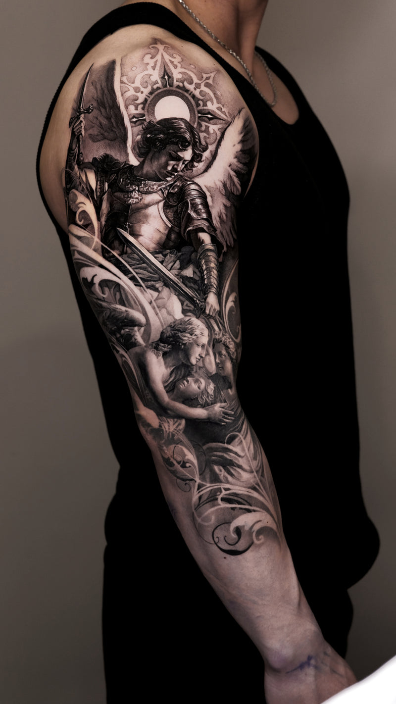Umzii — Black & Grey, Dark Reaslism