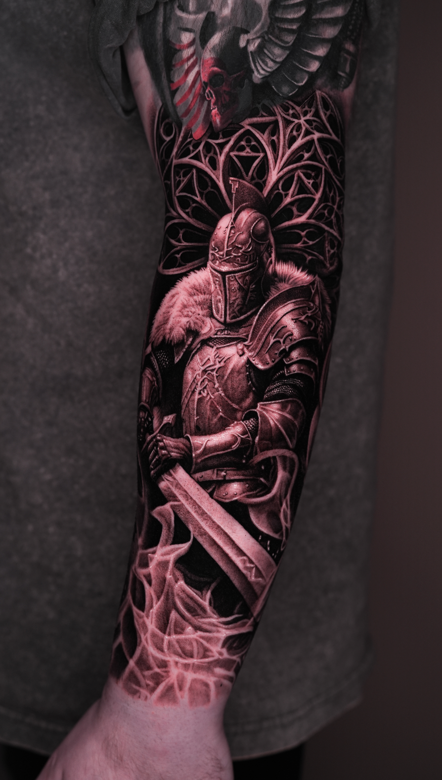Large Scale Black & Grey