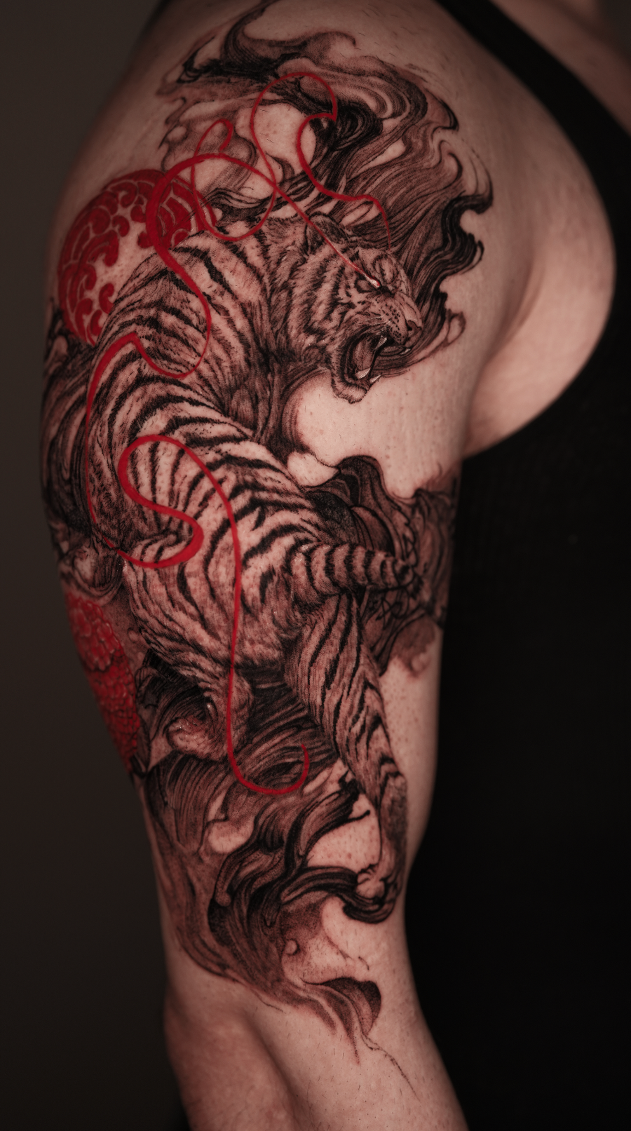 Taego — geometric tattoo